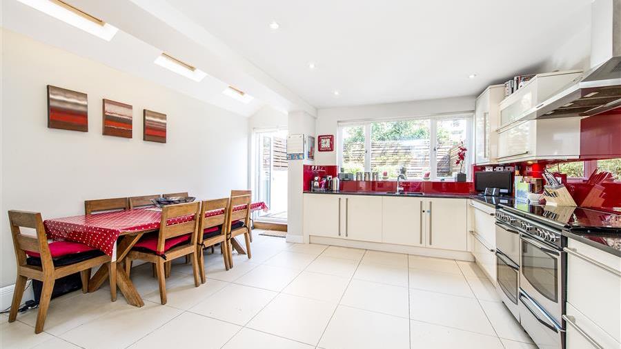 Kitchen/Breakfast Room