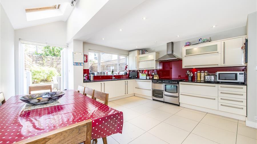 Kitchen/Breakfast Room