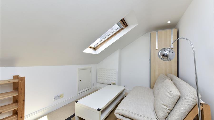 Fifth Bedroom
