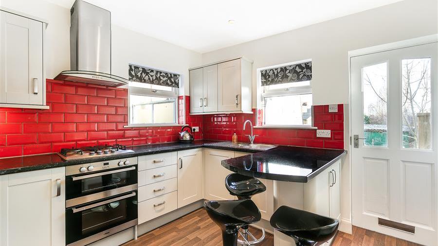 Kitchen/Breakfast Room
