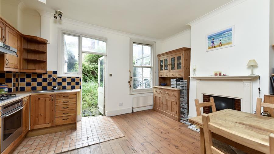 Kitchen/Breakfast Room