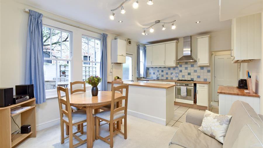 Kitchen/Dining Room