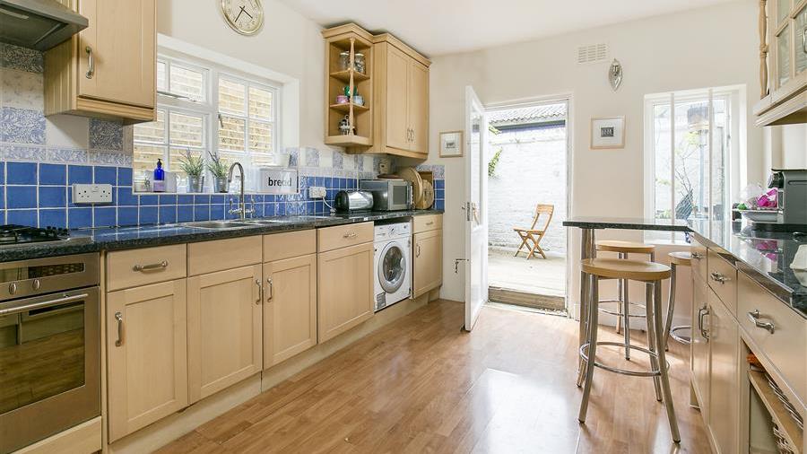 Kitchen/Breakfast Room