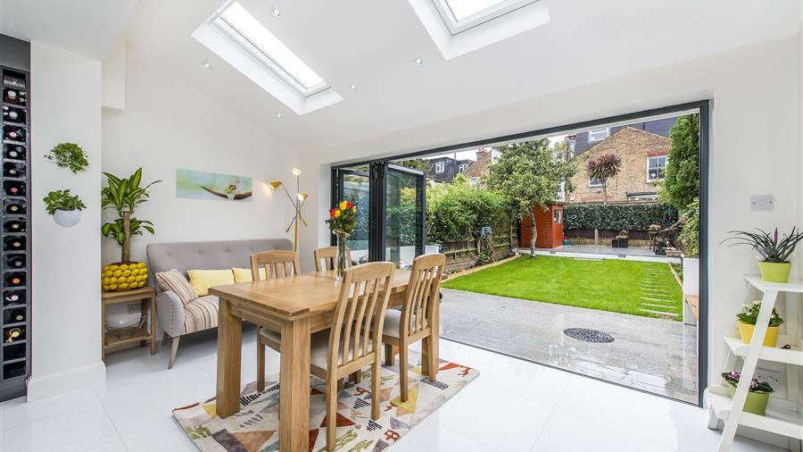 Kitchen/Breakfast Room