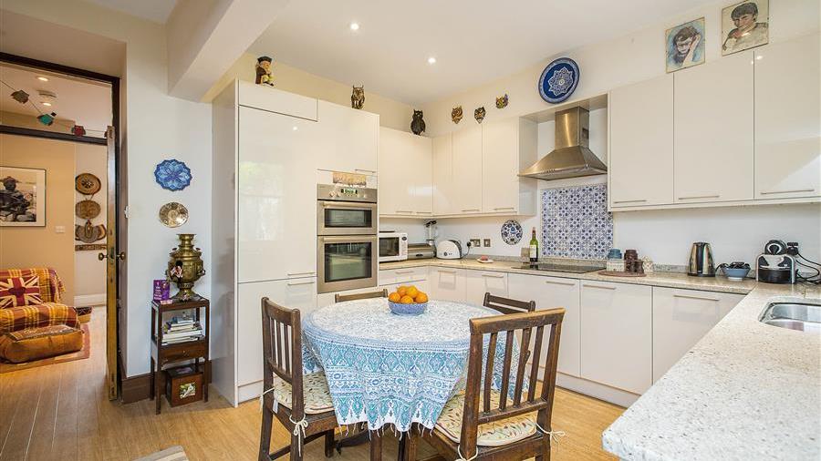 Kitchen/Breakfast Room