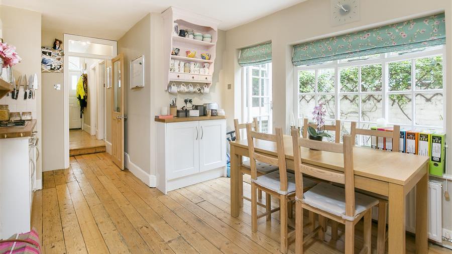 Kitchen/Dining Room