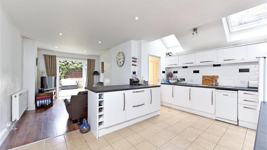 Kitchen/Breakfast Room