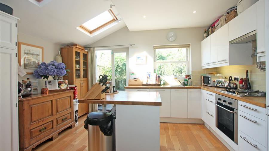 Kitchen/Breakfast Room