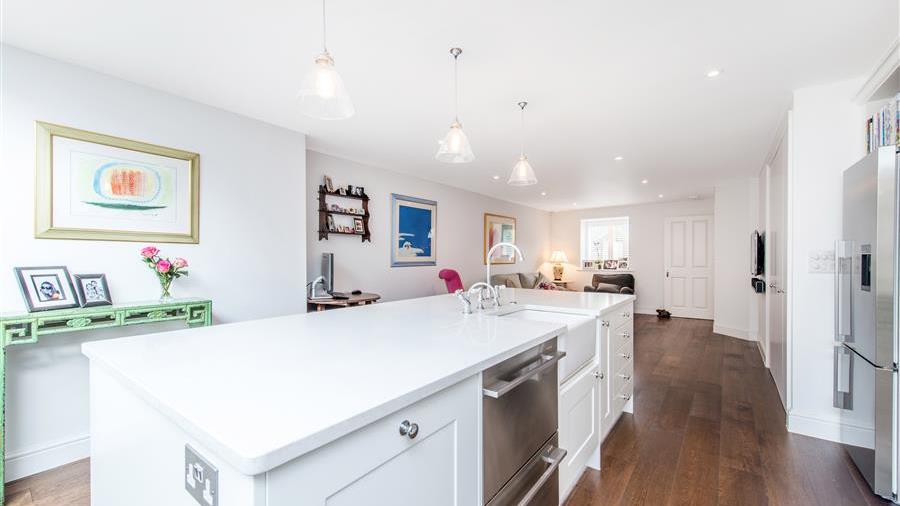 Kitchen/Breakfast Room