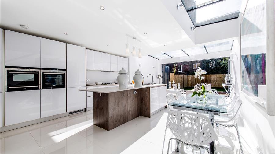 Kitchen/Breakfast Room