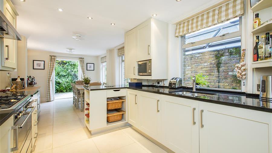 Kitchen/Dining Room