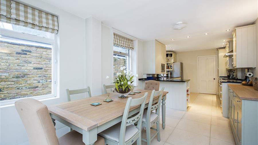 Kitchen/Dining Room