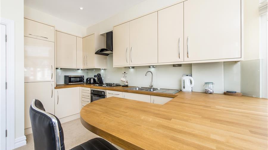 Kitchen/Breakfast Room