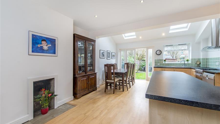 Kitchen/Dining Room