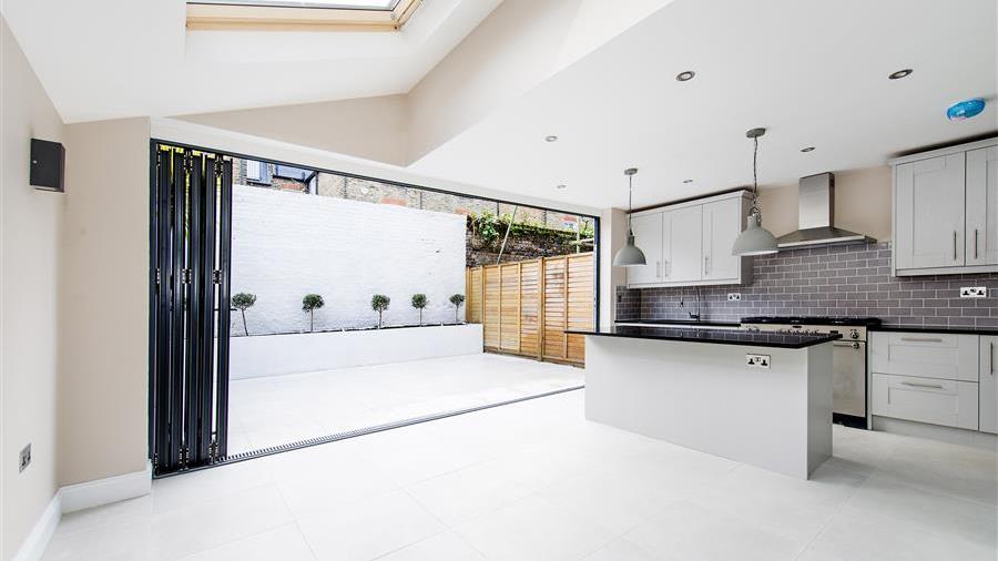 Kitchen/Breakfast Room