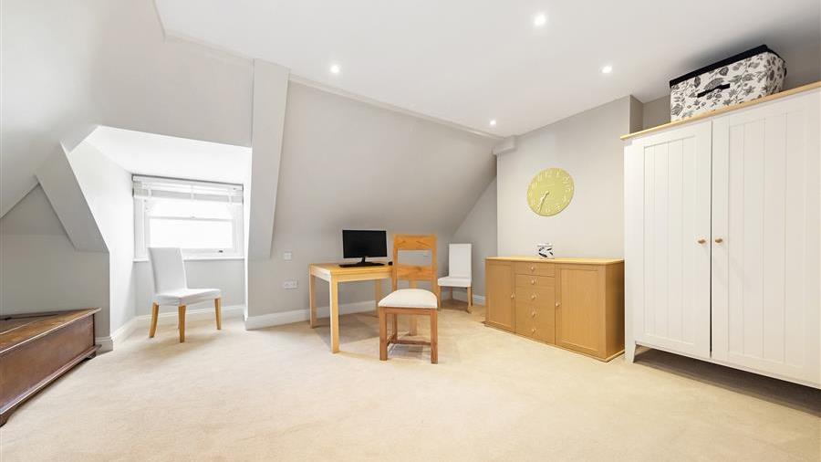 Fifth Bedroom