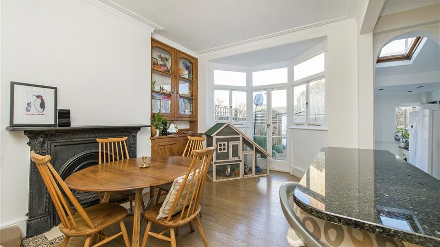 Kitchen/Breakfast Room