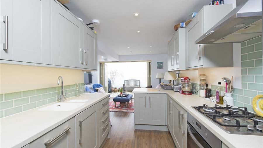 Kitchen/Breakfast Room