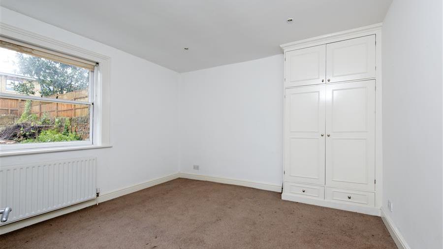Self-Contained Flat