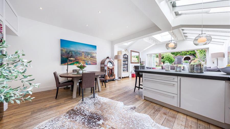 Kitchen/Family Room