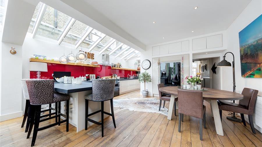 Kitchen/Dining Room