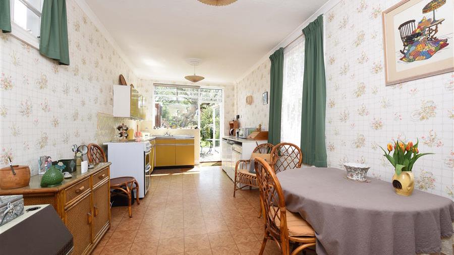Kitchen/Dining Room