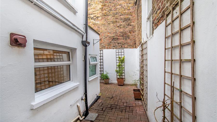 Garden Room
