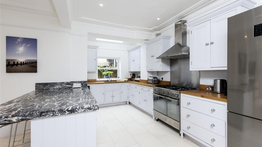 Kitchen/Breakfast Room