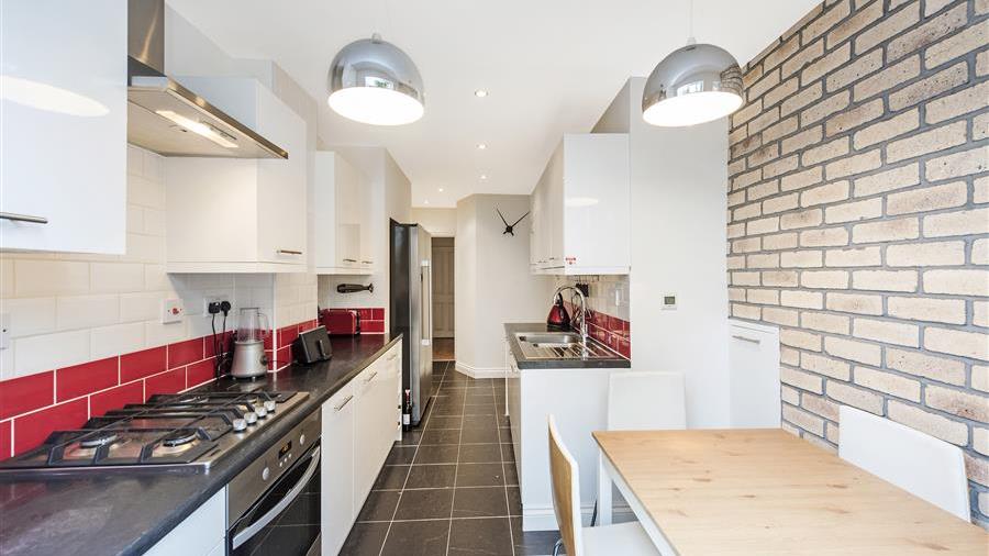 Kitchen/Breakfast Room