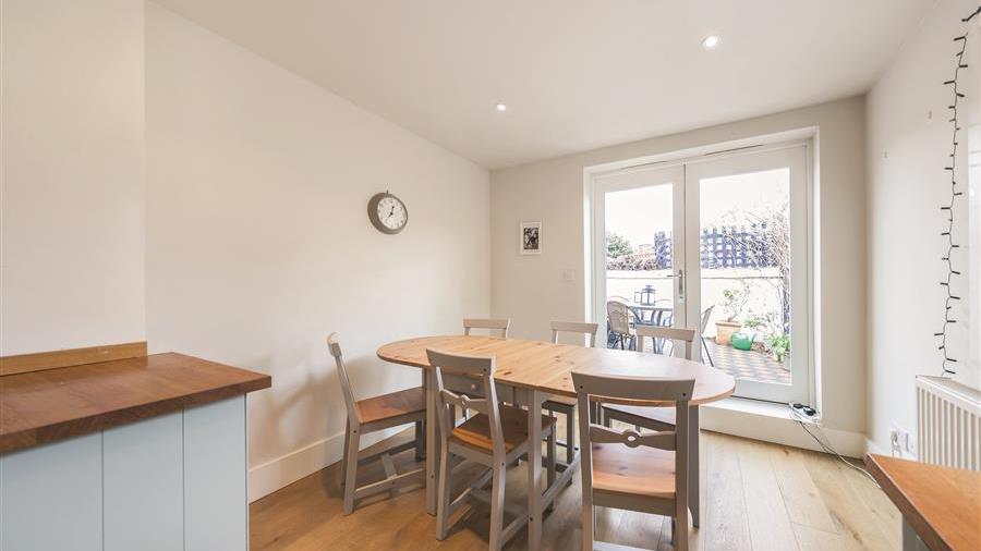 Kitchen/Breakfast Room