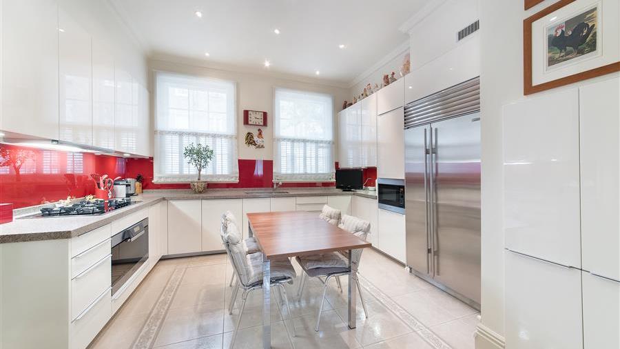 Kitchen/Breakfast Room