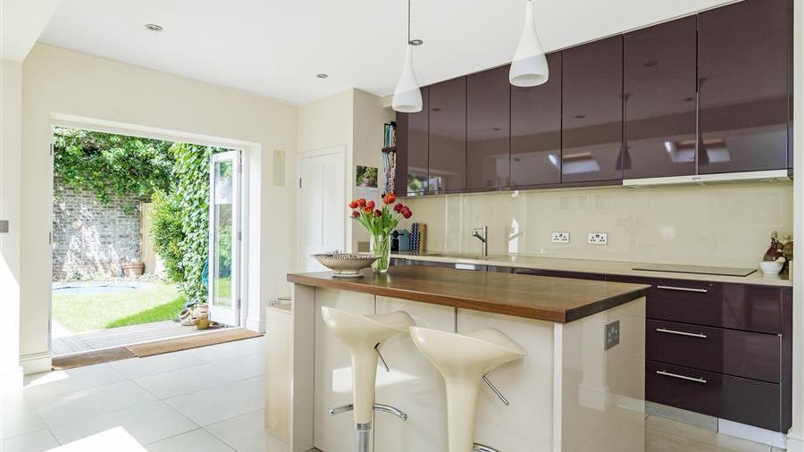 Kitchen/Breakfast Room
