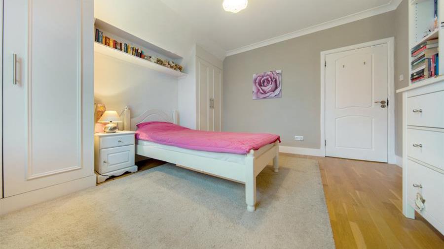 Sixth Bedroom