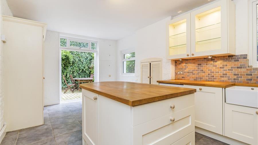Kitchen/Breakfast Room