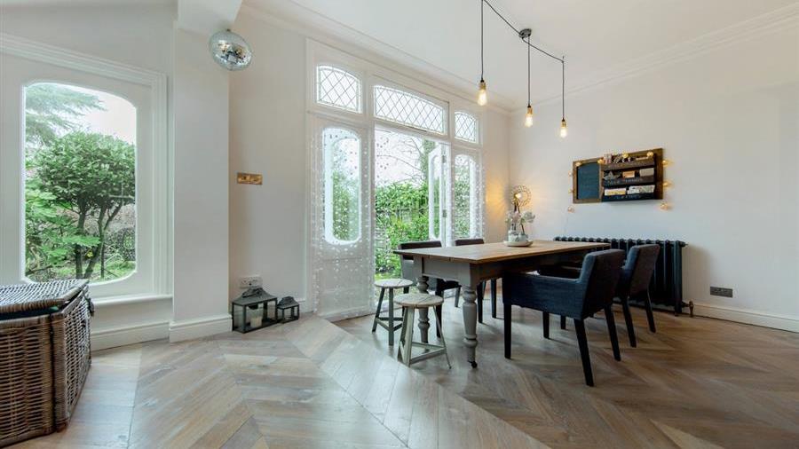 Kitchen/Breakfast Room
