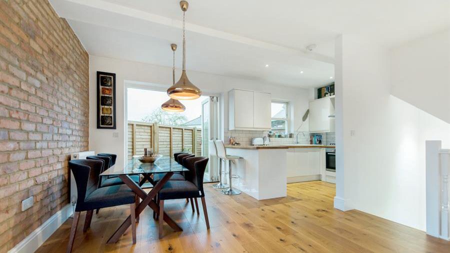 Kitchen/Dining Room