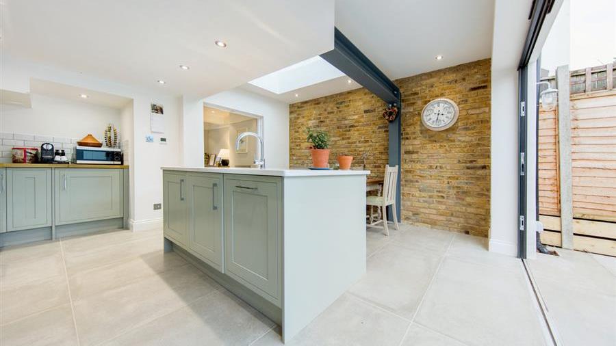 Kitchen/Breakfast Room