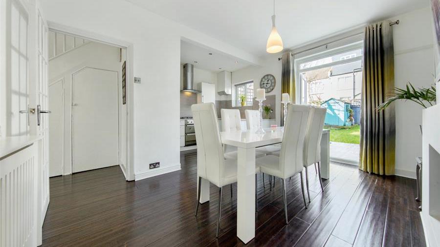 Kitchen/Dining Room