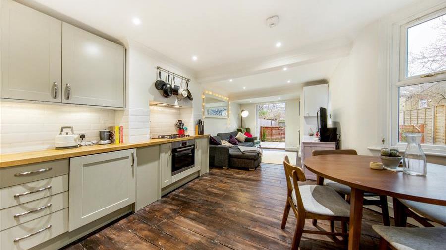 Kitchen/Dining Room