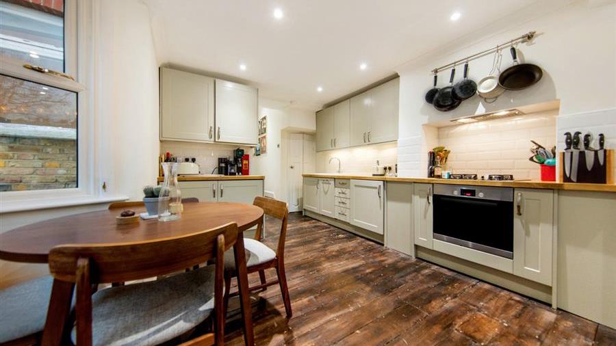 Kitchen/Dining Room