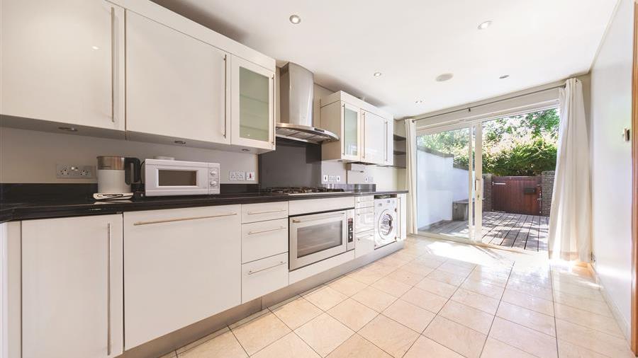 Kitchen/Breakfast Room