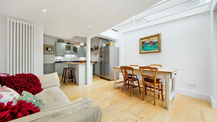 Kitchen/Breakfast Room