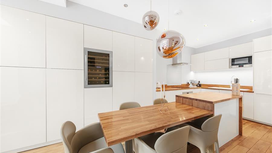 Kitchen/Dining Room
