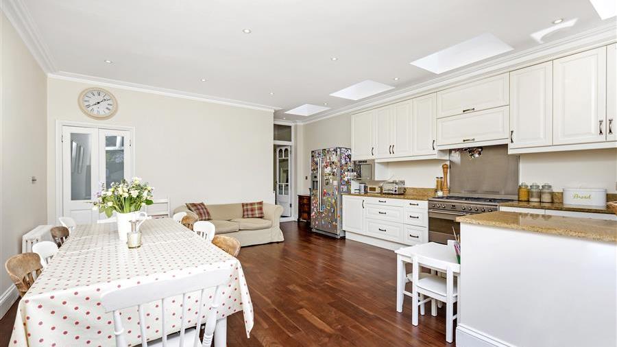 Kitchen/Family Room