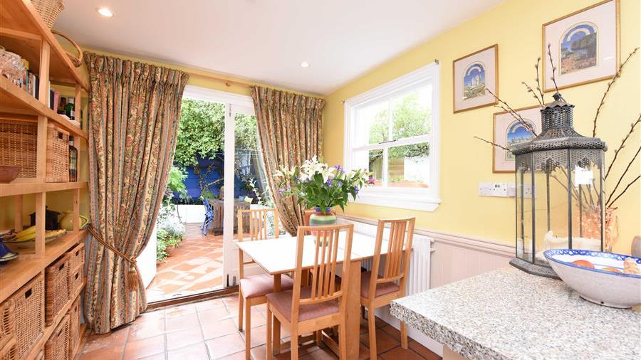 Kitchen/Breakfast Room