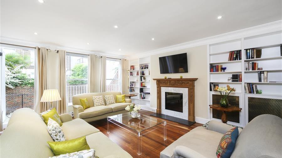 House to rent in Shawfield Street, SW3 featuring a garden and off ...