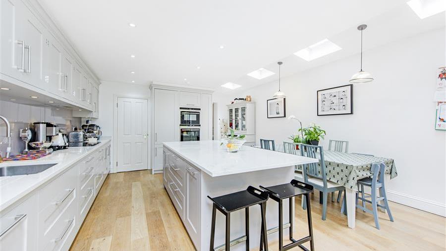 Kitchen/Breakfast Room