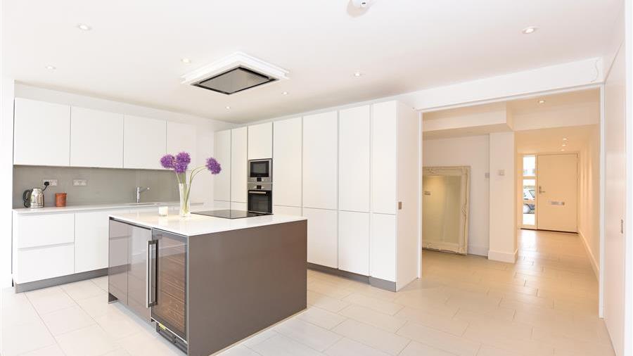 House for sale in Cedar Court, Somerset Road, SW19 featuring a garden ...