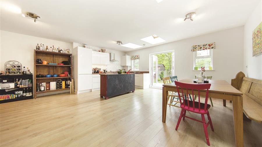 Kitchen/Breakfast Room