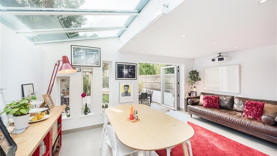 Kitchen/Breakfast Room
